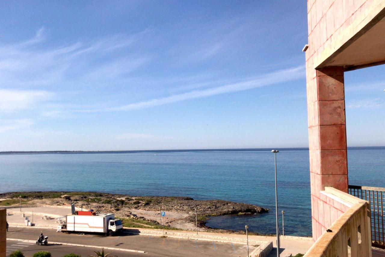 Villa A 20 mt dal mare Gallipoli Esterno foto