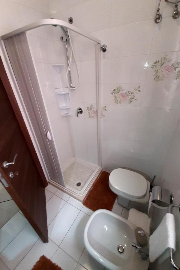 Villa A 20 mt dal mare Gallipoli Esterno foto